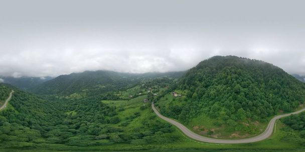 360 панорамний туман у горах
 - Фото, зображення