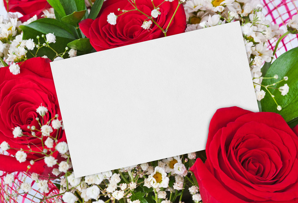 Roses bouquet and paper card - Valokuva, kuva