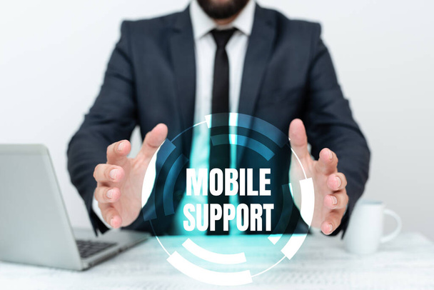 Podpis koncepcyjny Mobile Support. Business showcase Zapewnia konserwację urządzeń przenośnych kwestie techniczne Remote Office Work Online Presenting Business Plan And Designs - Zdjęcie, obraz