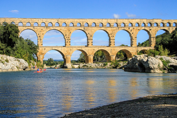 Pont du Gard, sul de França
 - Foto, Imagem