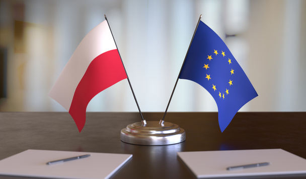 Σημαίες Πολωνίας και ΕΕ στο τραπέζι. Διαπραγμάτευση μεταξύ Ευρωπαϊκής Ένωσης και Πολωνίας. 3D αποτύπωση. - Φωτογραφία, εικόνα
