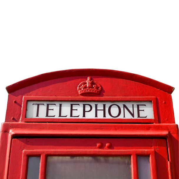 Piros telefonfülke Londonban, telefonfülke közelkép elszigetelt fehér, másolás hely - Fotó, kép