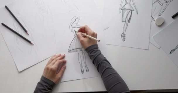 mujer dibujo diseño de moda - Metraje, vídeo