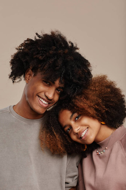 African American Young Couple - Φωτογραφία, εικόνα