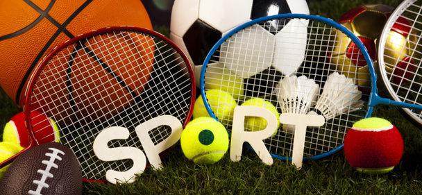 sportovní vybavení a míčky - Fotografie, Obrázek