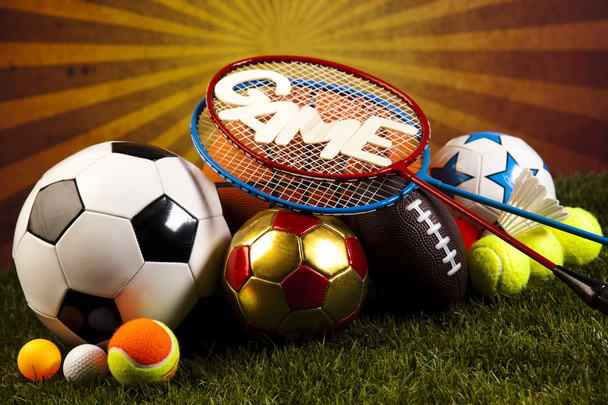 Palle sportive con attrezzatura
 - Foto, immagini