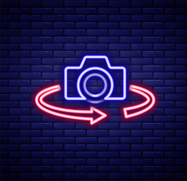 Glowing neon line 360 degree view icon isolated on brick wall background. Virtual reality. Angle 360 degree camera. Panorama photo. Colorful outline concept. Vector - Vector, Image