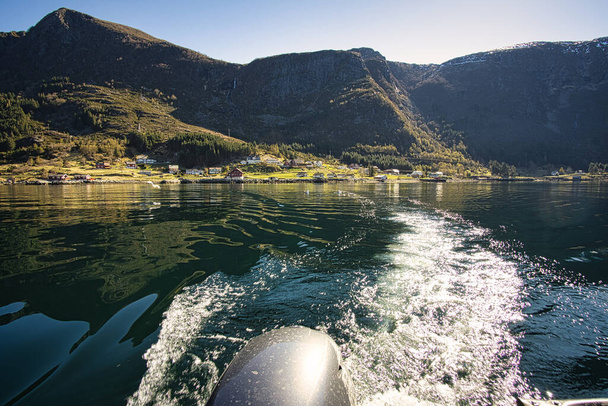 vacaciones de pesca en Selje Norway. un paraíso para los pescadores y amantes de la naturaleza. pura relajación. el westcap siempre vale la pena un viaje. - Foto, imagen