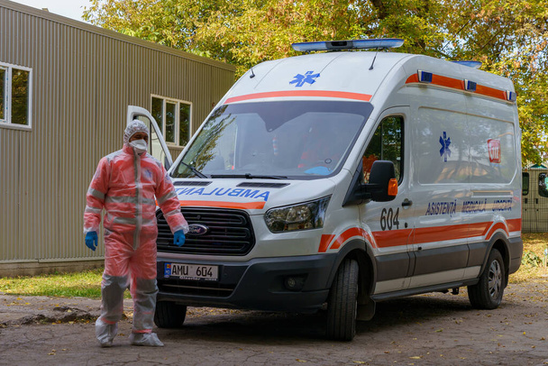 Ambulance at the covid department. Pandemic coronavirus infection covid-19. Illustrative editorial. October 14, 2021 Beltsy Moldova. - Fotoğraf, Görsel