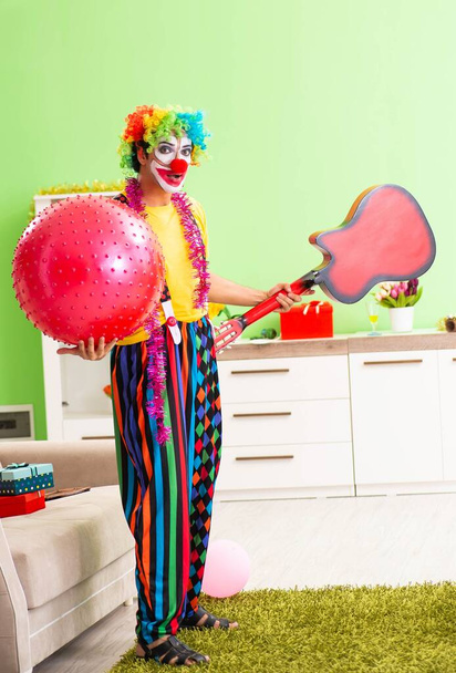 drôle clown dans Noël célébration concept
 - Photo, image