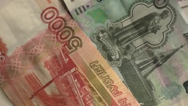 Venäläinen paperi rahaa eri nimellisarvoja  - Materiaali, video