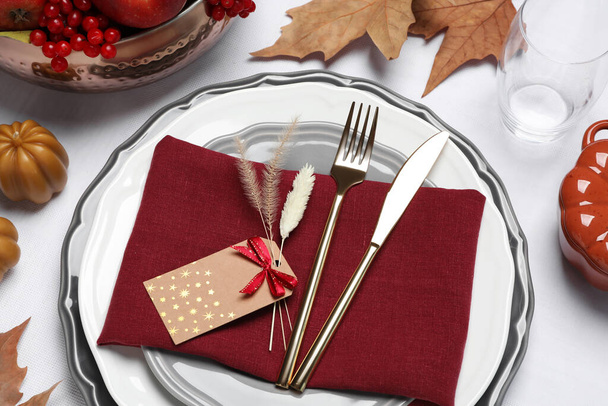 Elegant festive setting with autumn decor on table - Valokuva, kuva