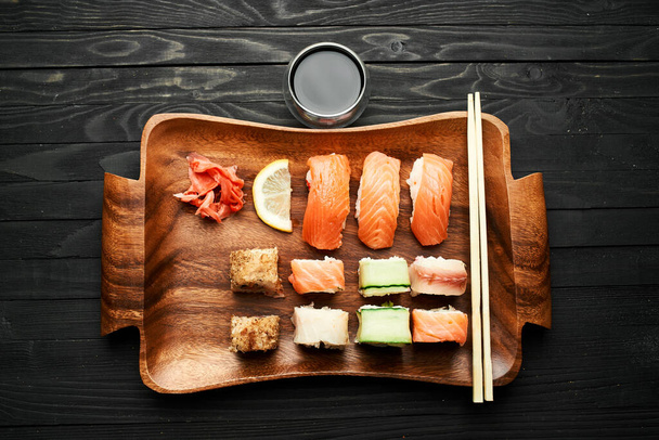 asian cuisine sushi sea food traditional cuisine restaurant - Zdjęcie, obraz