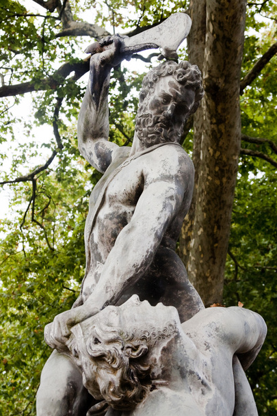 Statue du palais Queluz
 - Photo, image
