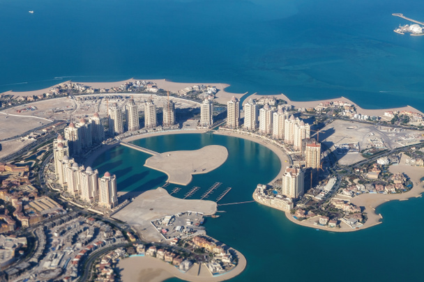 Widok z lotu ptaka na wieże Viva Bahriya, Doha, Katar - Zdjęcie, obraz