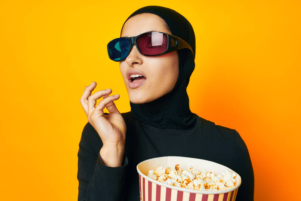 arab woman 3D glasses entertainment emotions ethnicity model - Photo, Image