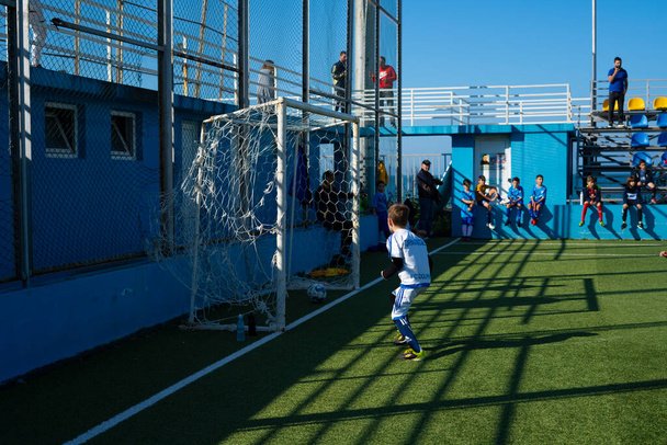 Batumi, Gürcistan - 4 Kasım 2021: Çocuk futbol festivali - Fotoğraf, Görsel