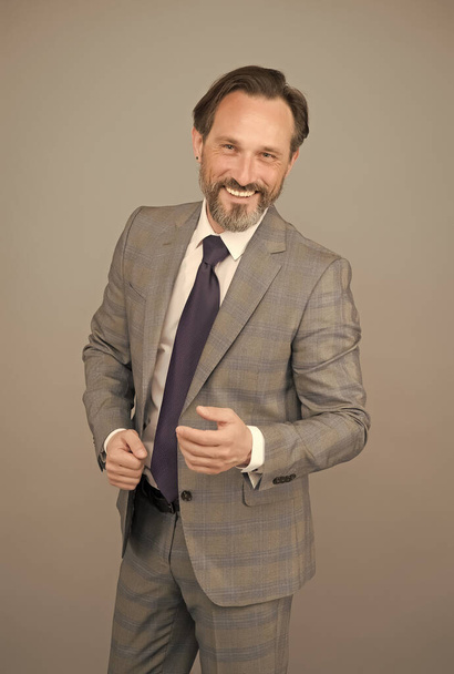 You Are Winner. Mature employee wear formal suit. Professional occupation and career. Business professional. Dressing professionally. Keep professional look up. Professional happy man grey background - Fotoğraf, Görsel