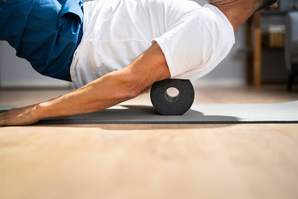 Foam Roller Healthy Back Workout Sport Training On Floor - Zdjęcie, obraz