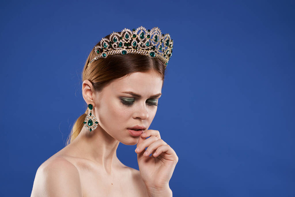 Principessa con una corona in testa  - Foto, immagini