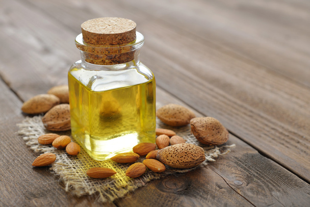 Almond oil  - Фото, зображення