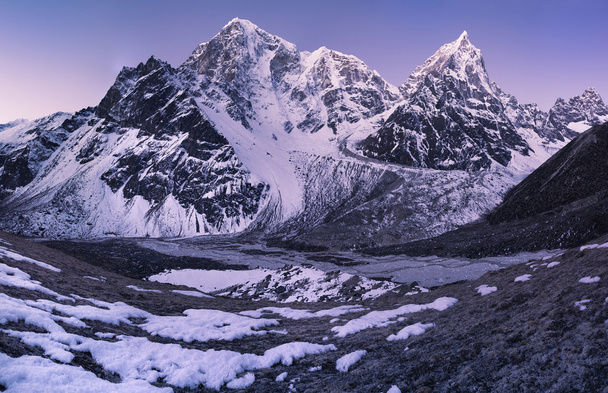 Sunrise in Himalays Taboche - Foto, Imagen