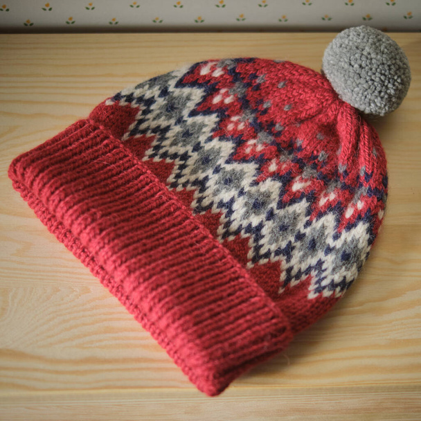 Cappello a maglia jacquard alpaca e lana - Foto, immagini