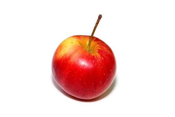 Close up red apple on white background. - Foto, afbeelding