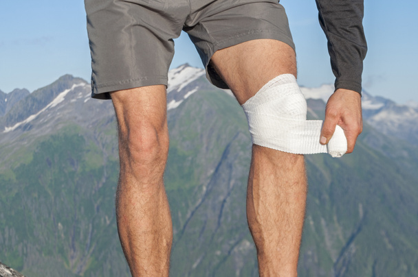 Pflege der Knieverletzung - Foto, Bild