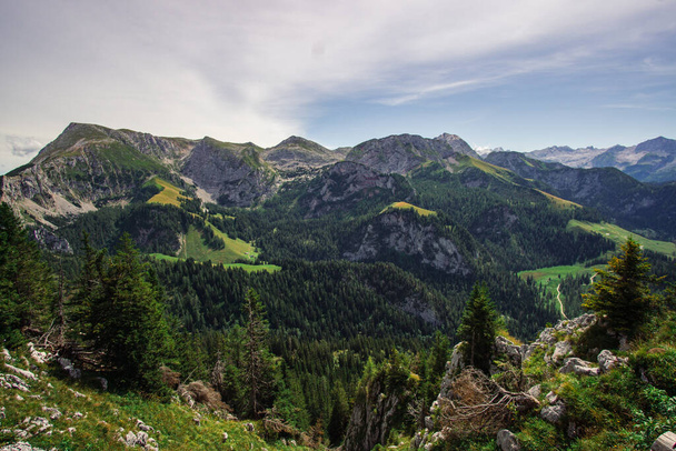 The Watzmann mountain in the Bavarian Alps, the village of Berchtesgaden in Germany - Фото, зображення