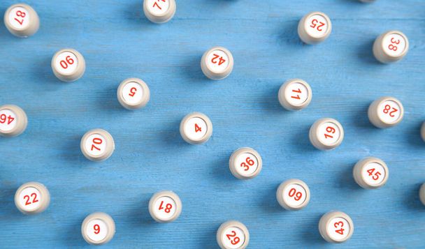 Barris com números para o jogo de mesa de loteria. - Foto, Imagem