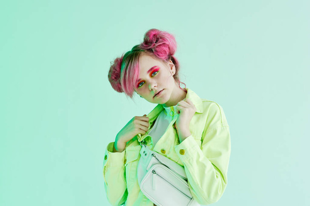 glamorous fashionable woman with pink hair posing hipster neon - Foto, imagen