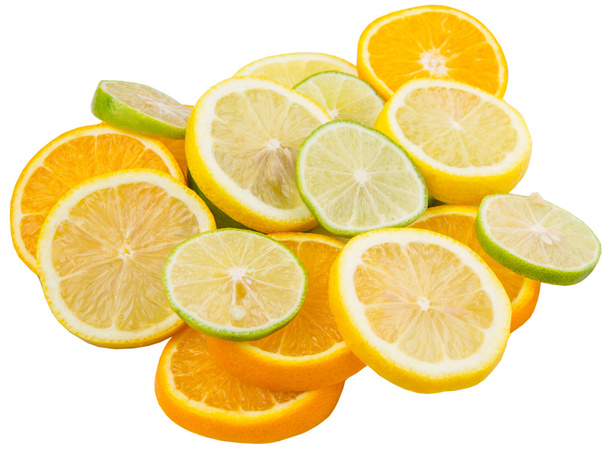 φέτες στρώμα ασβέστη, λεμόνι και πορτοκάλι - Φωτογραφία, εικόνα