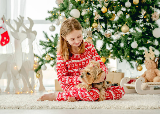 Child in Christmas time - Valokuva, kuva