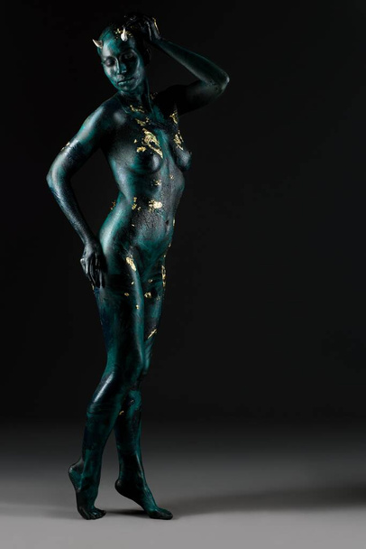 Naked woman with creative demonic body art - Φωτογραφία, εικόνα