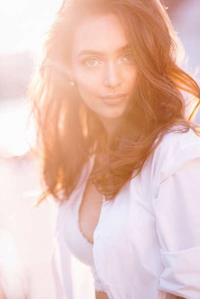 Young fashion girl in the sun - Fotografie, Obrázek