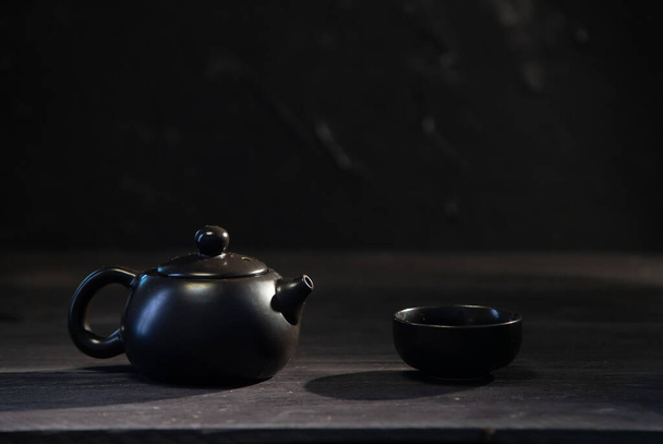 chineese tea set on black background - Fotoğraf, Görsel