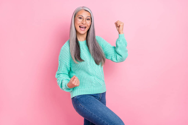 Photo of funky grey hairdo aged lady yell wear eyewear teal pullover isolated on pink color background - Zdjęcie, obraz