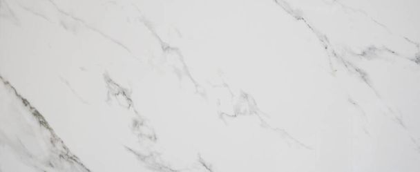 Marmorierter Hintergrund Banner-Panorama - Hohe Auflösung weiß grau grau Carrara Marmor Stein Textur - Foto, Bild
