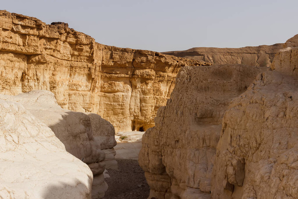 Stone Canyon in the Judean Desert in Israel - Foto, Imagen