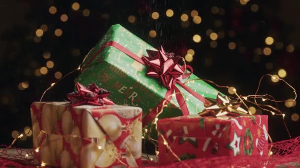 caixas de presente embrulhado no Natal e imagens de ano novo - Filmagem, Vídeo