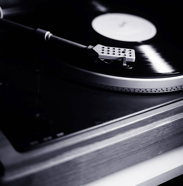 Vintage ρετρό πικάπ διασκευή άλμπουμ dj complilation εξώφυλλο άλμπουμ. - Φωτογραφία, εικόνα