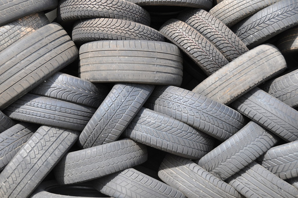 opotřebované pneumatiky - Fotografie, Obrázek
