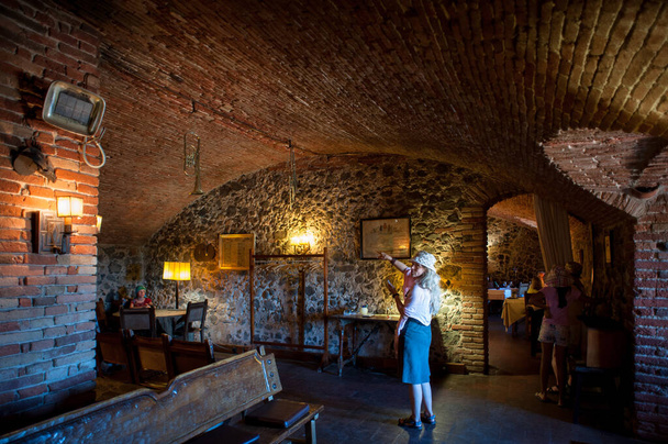 Dentro del Castillo de Hostalric en la Costa Brava de España. - Foto, imagen