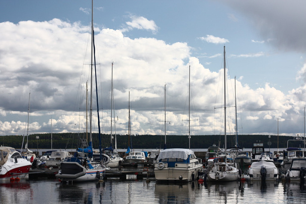 łodzie w sigtuna, Szwecja - Zdjęcie, obraz