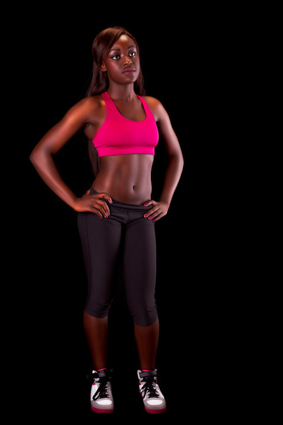 Joven mujer africana en forma - Foto, imagen