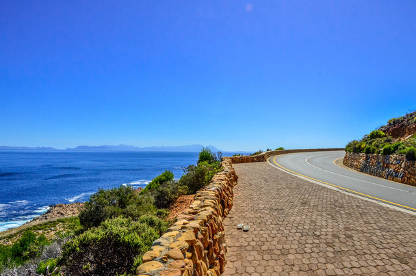 Route 44 du jardin du Cap route panoramique près de Pringle et la baie de Gordon - Photo, image