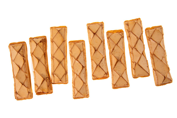 Μπισκότα μπισκότων Σφολιατίν, μπισκότα σφολιάτας. Ιταλικά επιδόρπιο απομονώνονται σε λευκό, κορυφαία προβολή  - Φωτογραφία, εικόνα