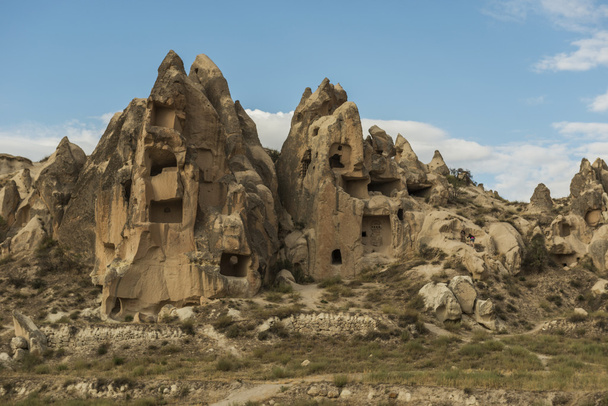 Morning Twilight in Fairy Chimneys of Goreme Valley Cappadocia - Foto, imagen