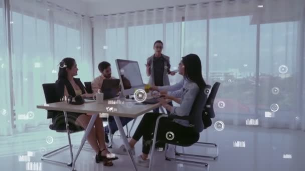 Kurumsal personel toplantısında iş adamlarının kavramsal vizyonu - Video, Çekim
